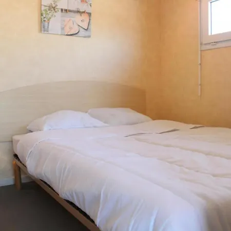 4 Pers, La Rochelle, Proche - Fr-1-246-311 Apartment *