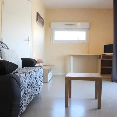 4 Pers, La Rochelle, Proche - Fr-1-246-311 Apartment